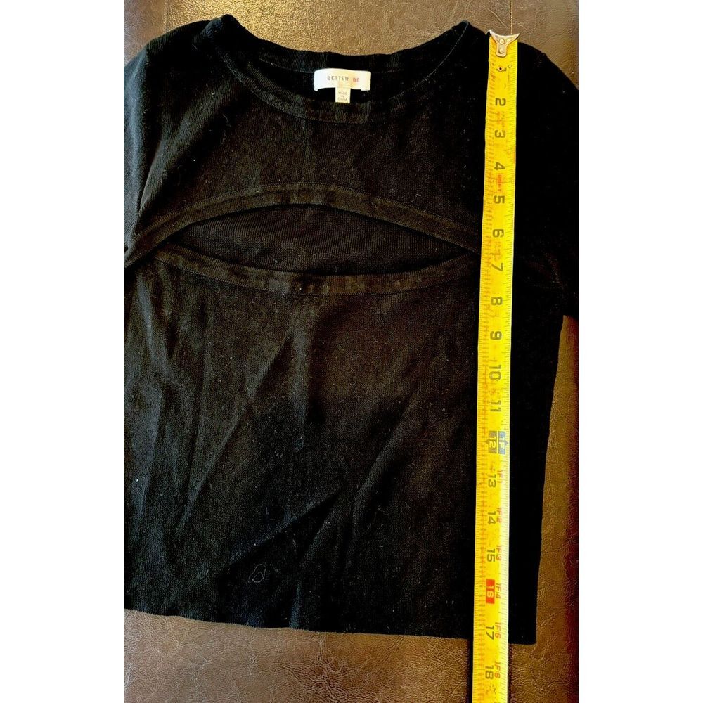 Better Be Short Sleeve Top With Front Cut Out Womens Sz L Black - Picture 6 of 7